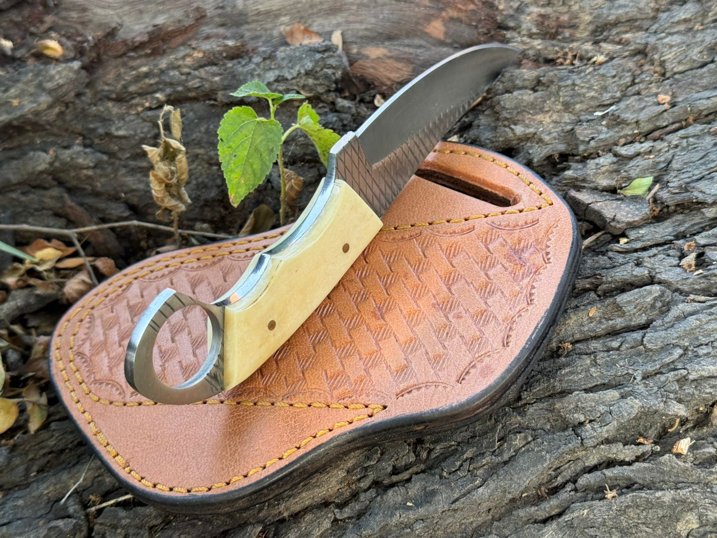 Handmade Rasp Steel Skinner Knife: Bone Handle, Leather Sheath
