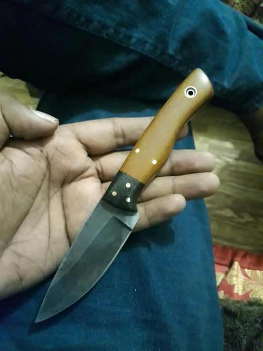 Handmade skinner Knife: 1095 Steel Blade, micarta Handle