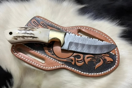 Damascus Cowboy Knife – Stag Handle Fixed Blade