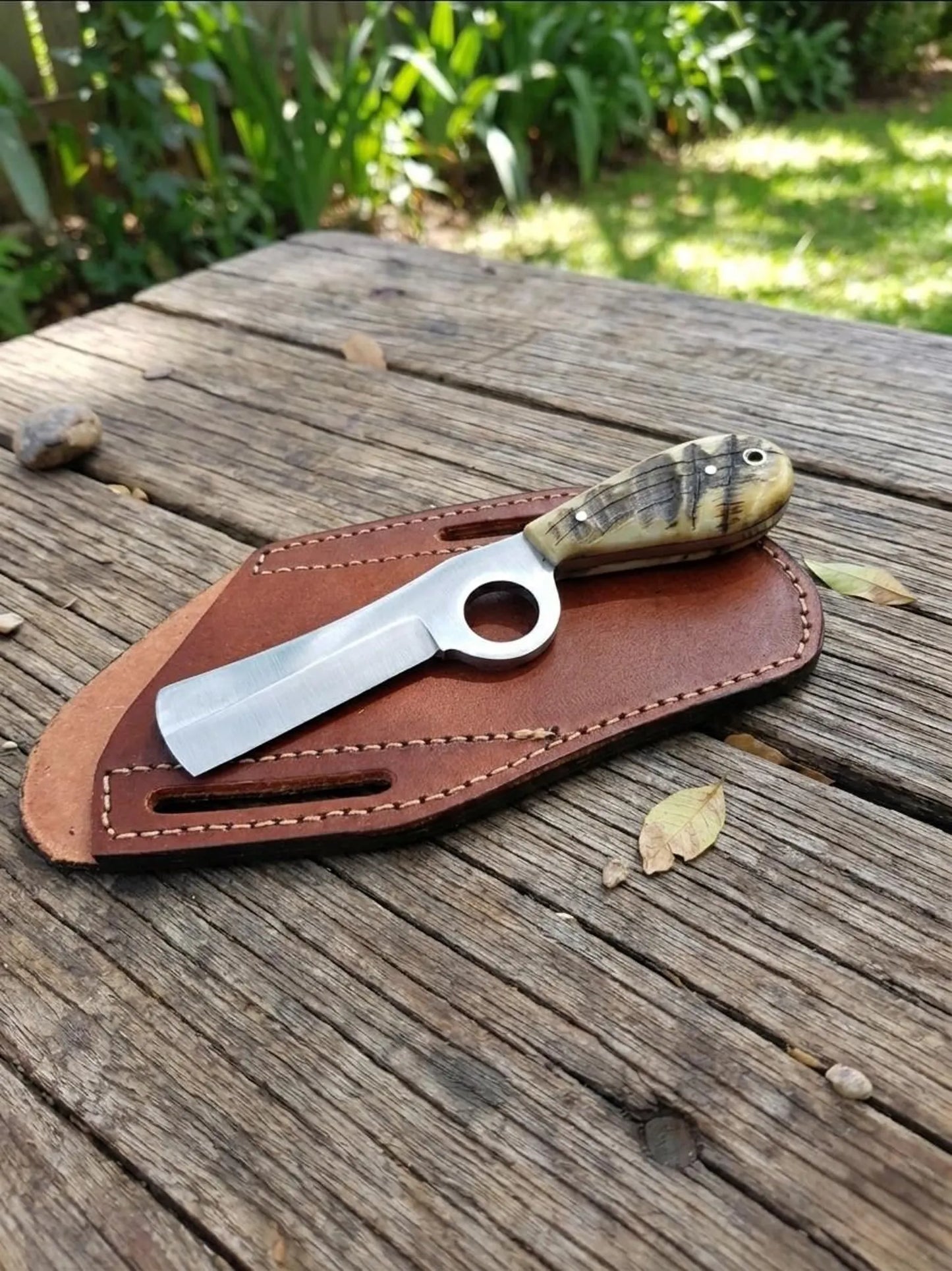 Handmade 1095 steel pistol bull cutter knife with ram horn handle