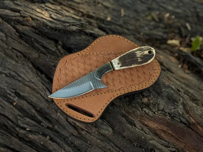 Handmade Skinner Knife: Rasp Steel Blade, Stag Horn Handle