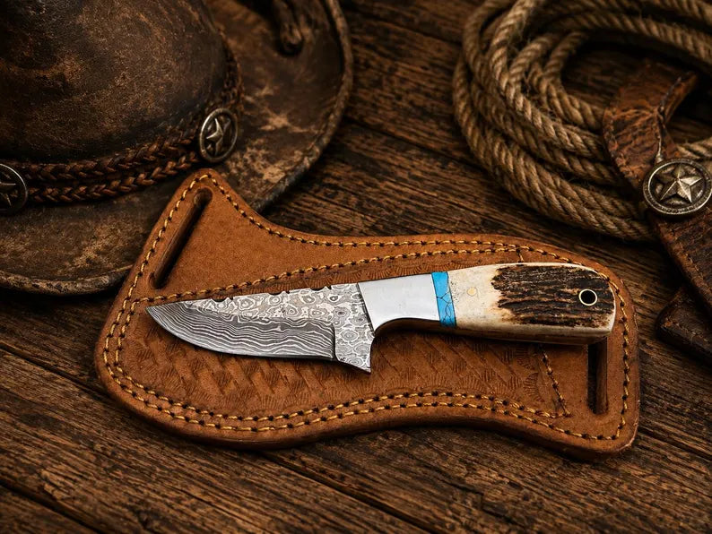 Handmade Cowboy Knife – 3.6” Raindrop Damascus Steel, Antler & Turquoise Handle