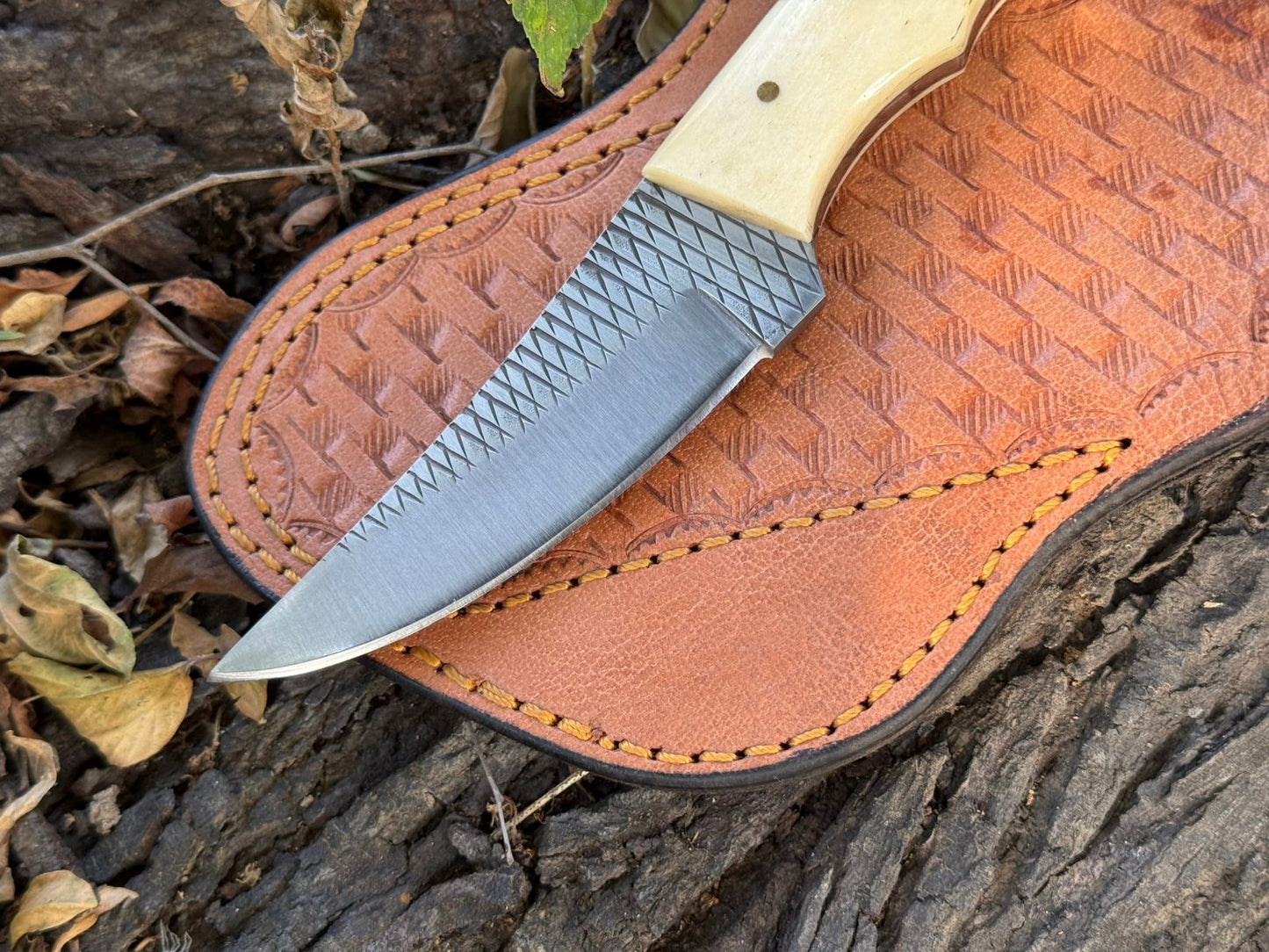 Handmade Rasp Steel Skinner Knife: Bone Handle, Leather Sheath