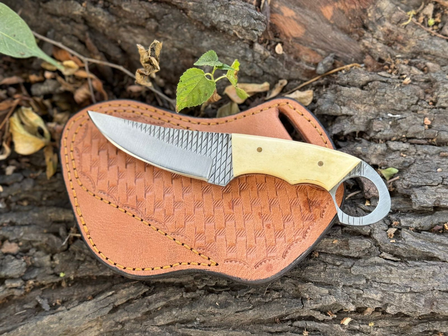 Handmade Rasp Steel Skinner Knife: Bone Handle, Leather Sheath